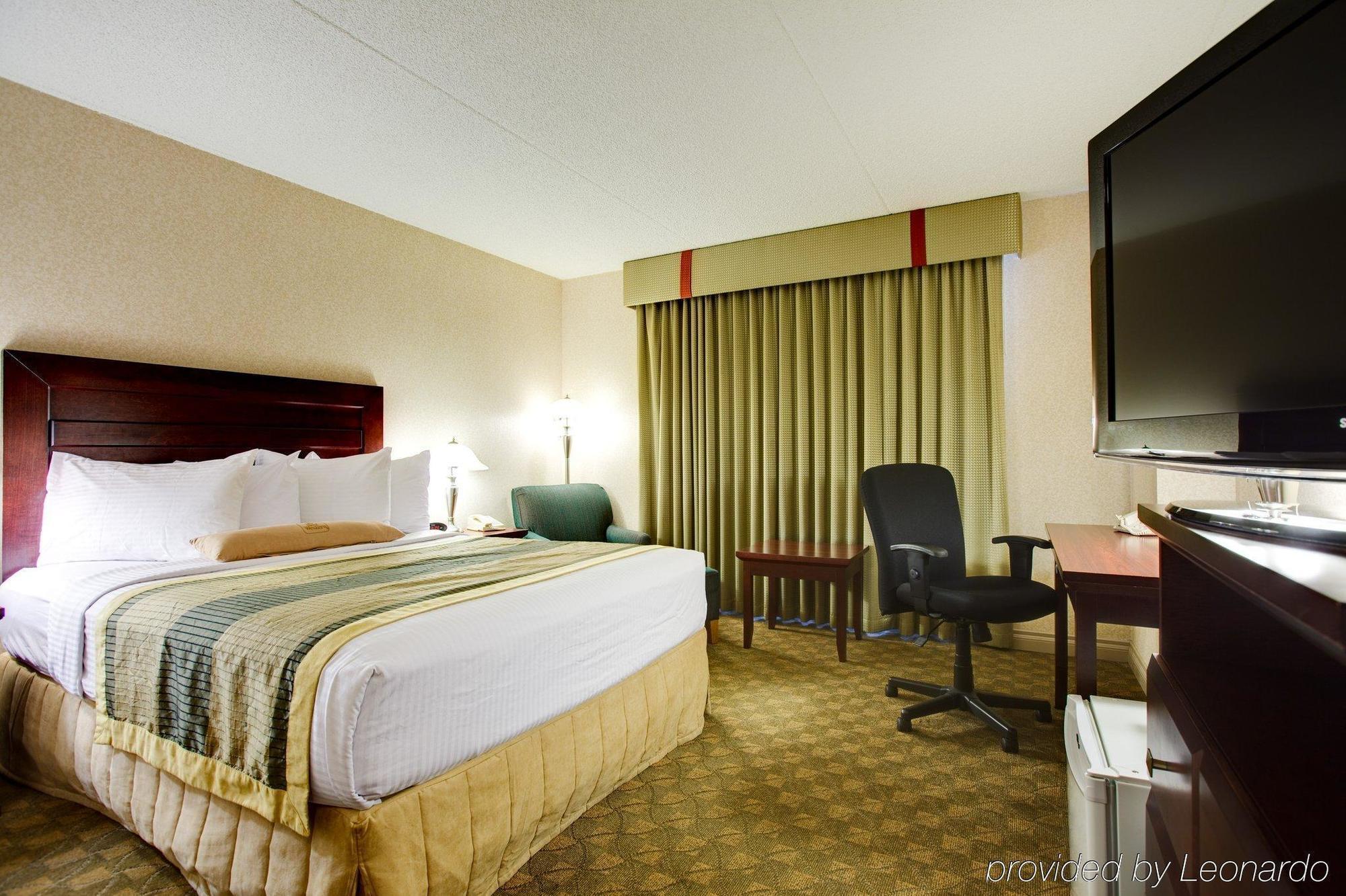 Best Western Plus City Centre Inn Edmonton Pokoj fotografie